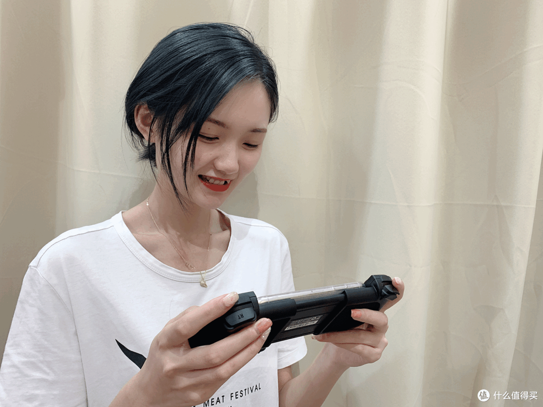 玩家辅助神器“大头十三水外卦辅助神器”详细开挂教程官方正版下载